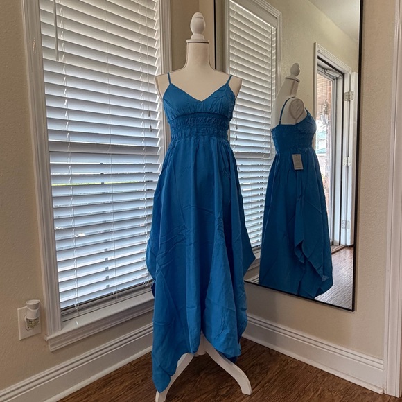 Hydrangea Haze – Blue Handkerchief Hem Maxi Dress - Picture 3 of 5